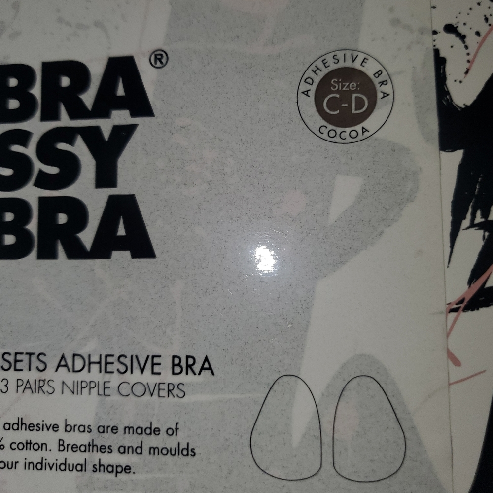 ADHESIVE BRASSY BRA
